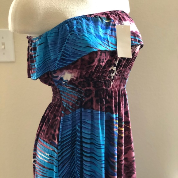 Dress - Picture 3 of 5